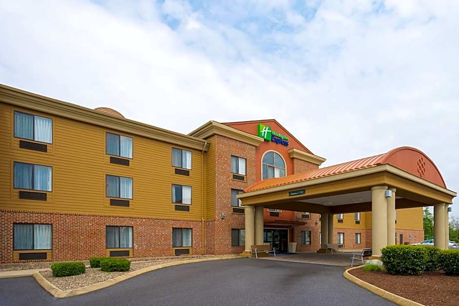 Holiday Inn Express Charles Town By IHG