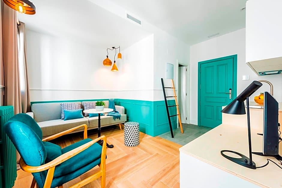 Be Mate Gran Vía Suites