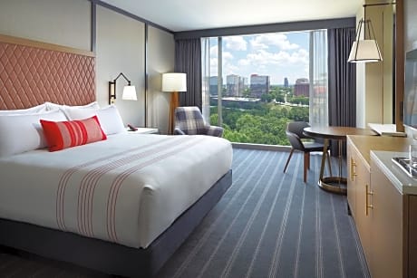 Deluxe King Room