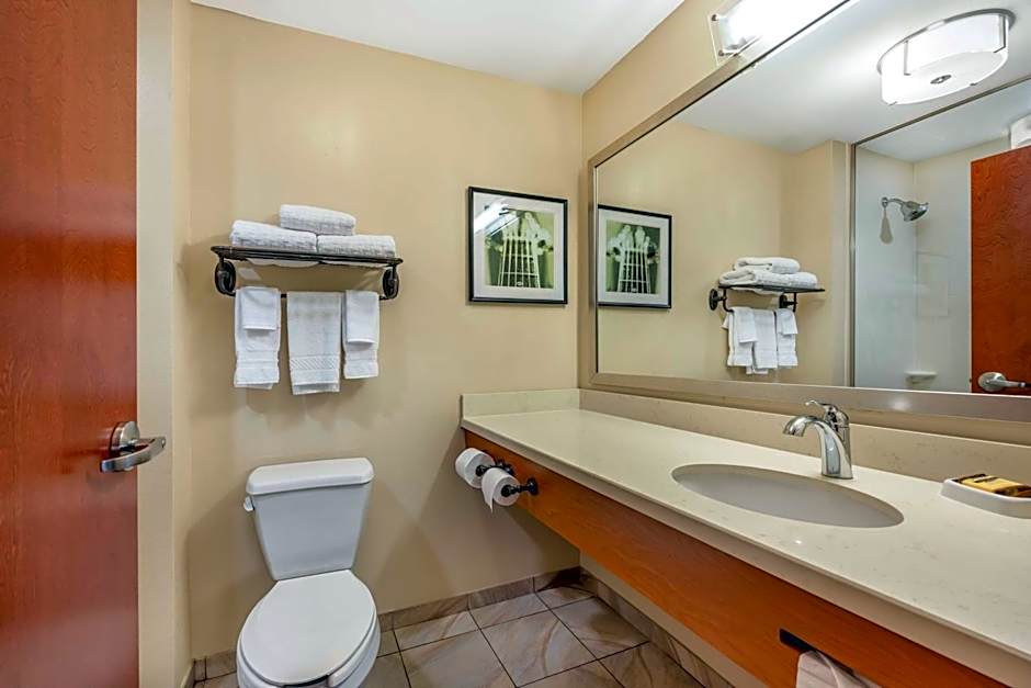 Best Western Plus Tuscumbia/Muscle Shoals Hotel & Suites