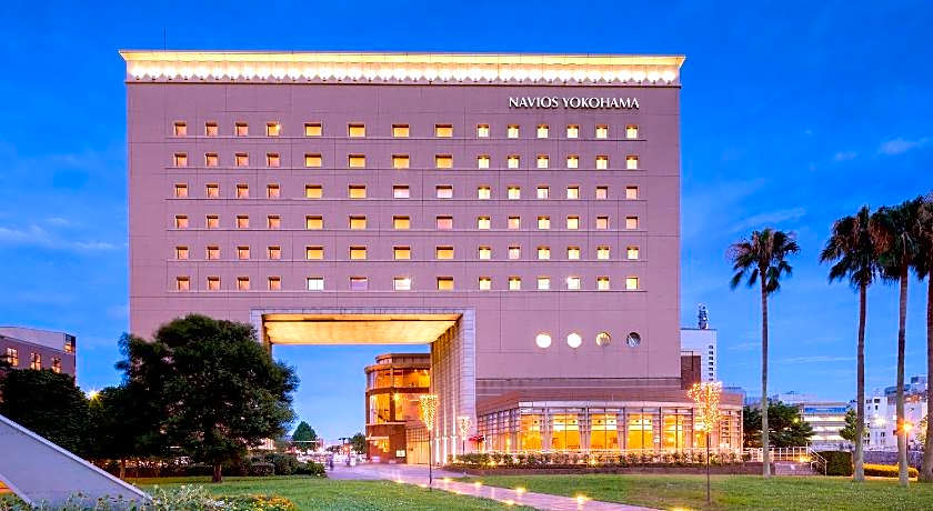 Navios Yokohama