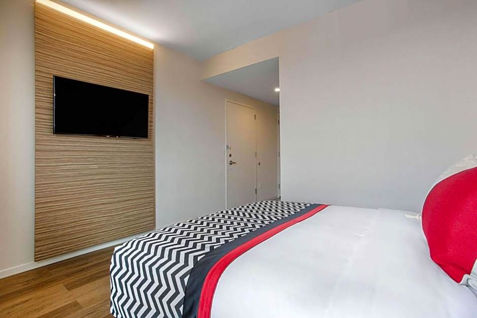 Insignia Hotel Brooklyn, Ascend Hotel Collection
