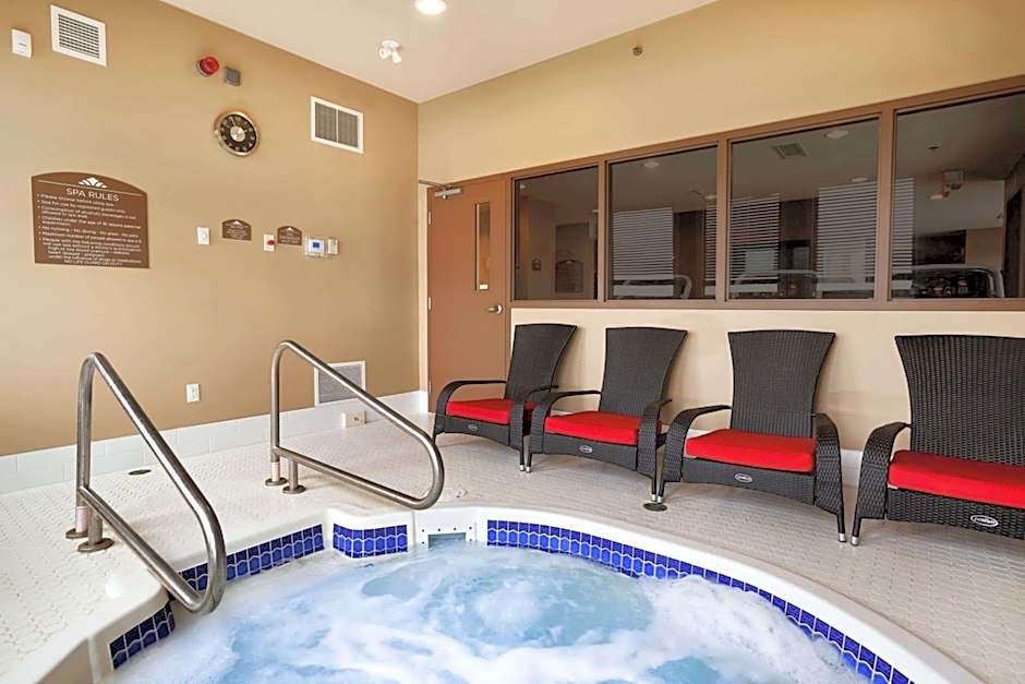 Microtel Inn & Suites by Wyndham Blackfalds Red Deer North