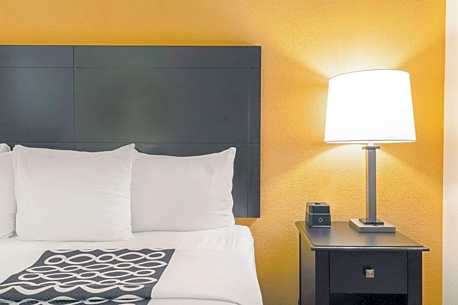 La Quinta Inn & Suites by Wyndham Stillwater -University Area