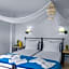 Golden Bay Apartments-Garden Haven