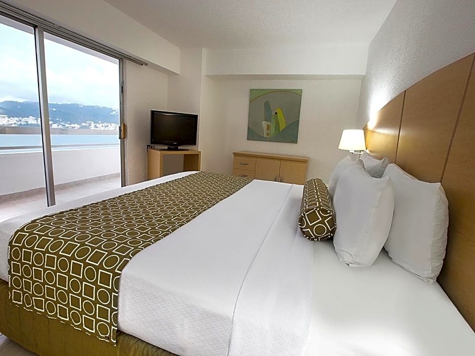 HS HOTSSON Hotel Acapulco