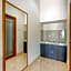 OYO 3950 The Ratna Hotel