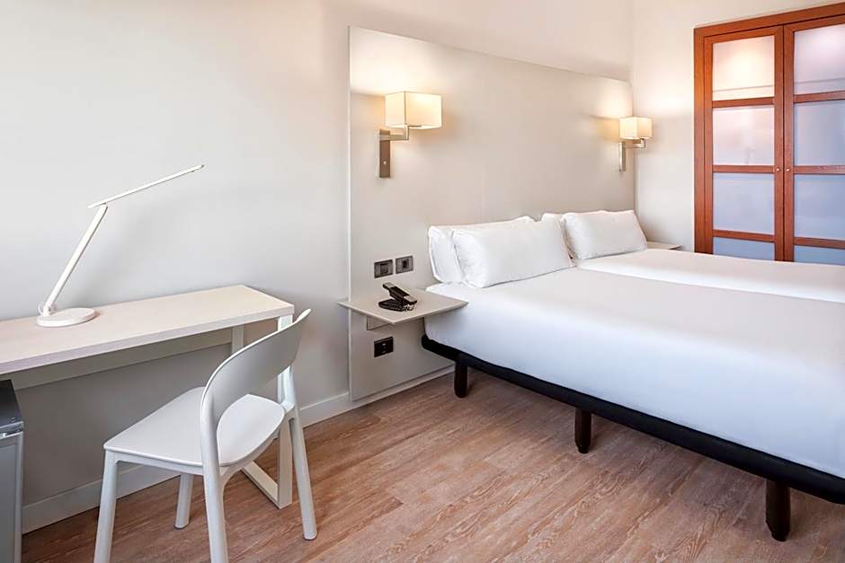 B&B Hotel Granada Estacion