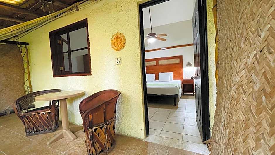 Hotel B&B by Playa del Karma