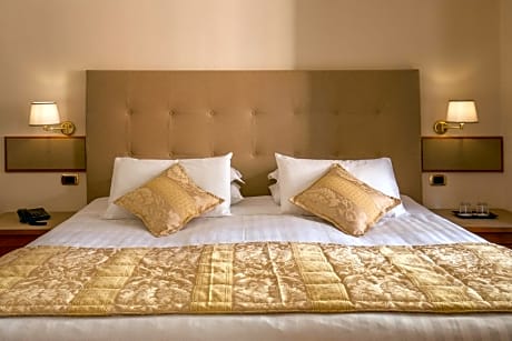 Superior Room (2 Twin Beds)