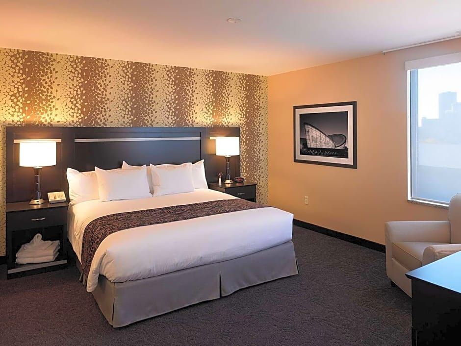 The Strathallan - A DoubleTree By Hilton