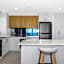 Golden Sands on the Beach - Absolute Beachfront Apartments