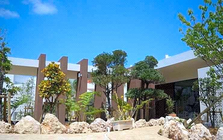 Condominium T-Room