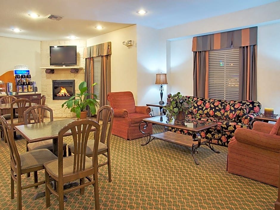 Holiday Inn Express Hotel & Suites Livingston