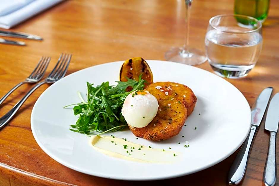 Hard Days Night Hotel