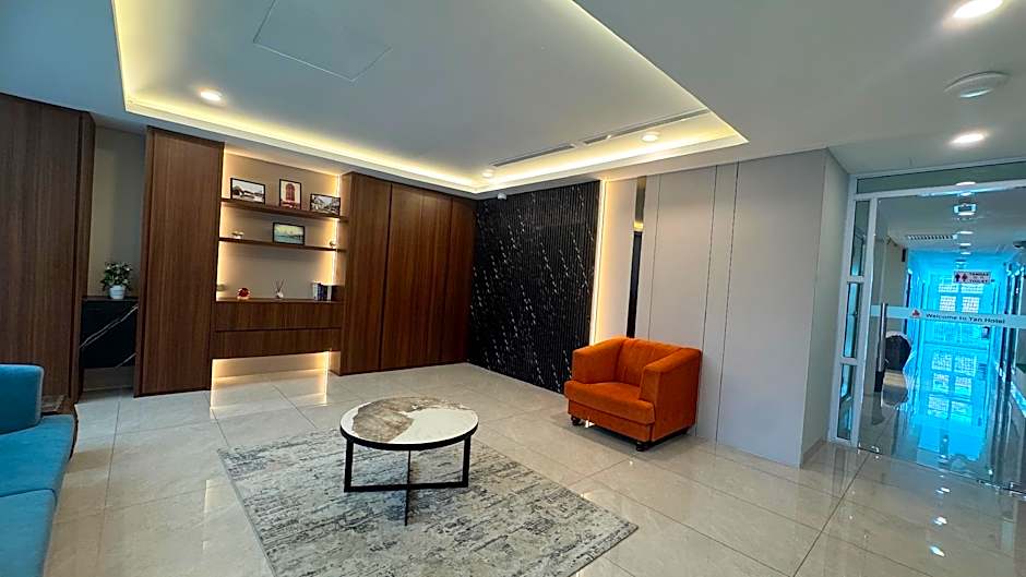 YAN Hotel