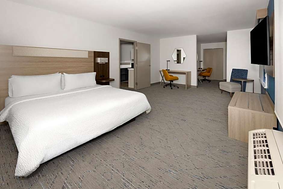 Holiday Inn Express & Suites Wyomissing By IHG