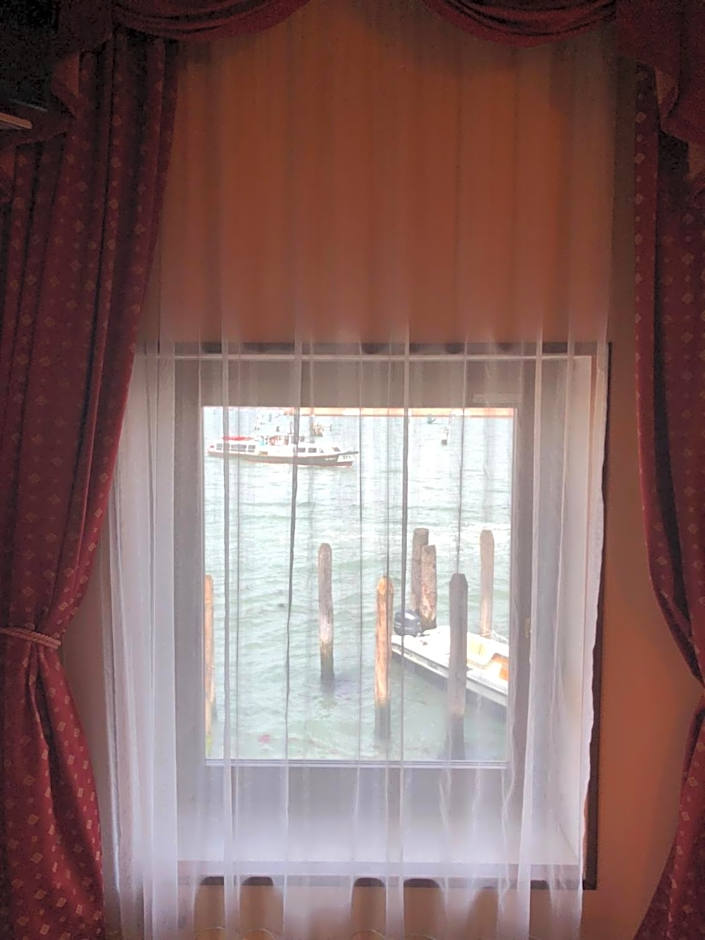 Hotel Vecellio Venice Lagoon View