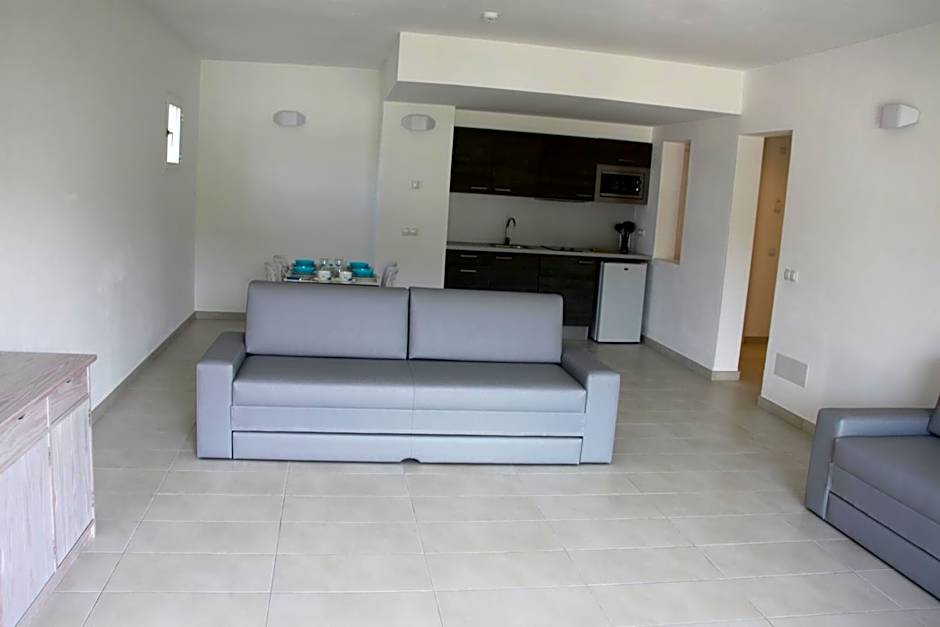 Aparthotel Puerto Cala Vadella