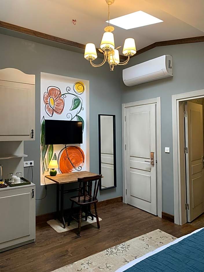 Loka Suites – Istanbul, FL