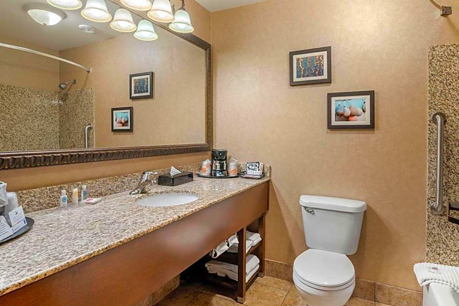 Comfort Inn & Suites Lincoln City