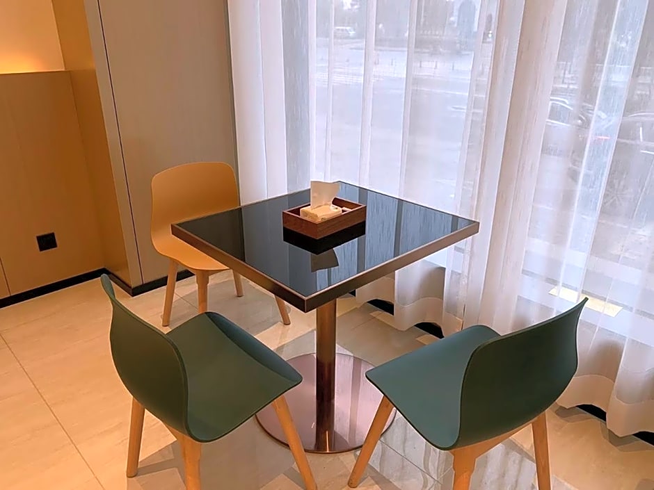 City Comfort Inn Ezhou Wuyue Plaza