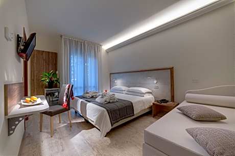 Superior Double or Twin Room with Balcony