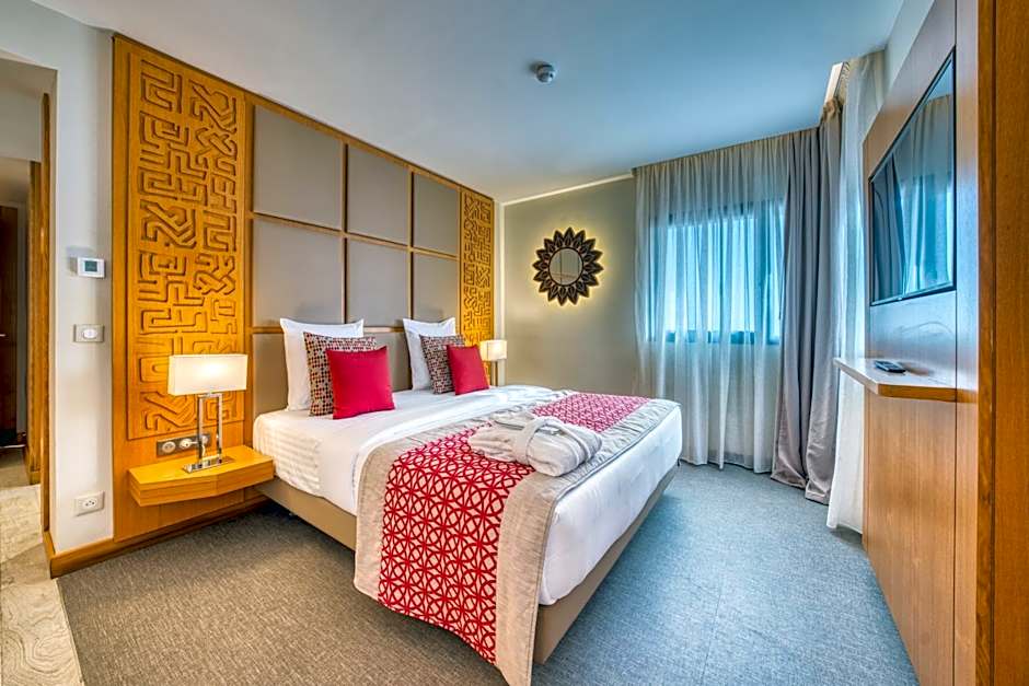 Photo 1 of 7 of Junior Suite, Terrace