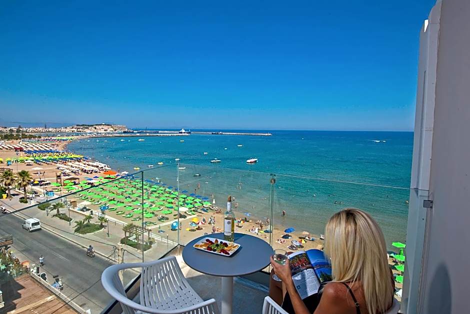 Swell Boutique Hotel