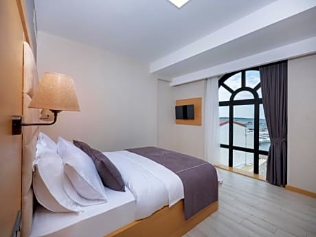 Suite with Sea View