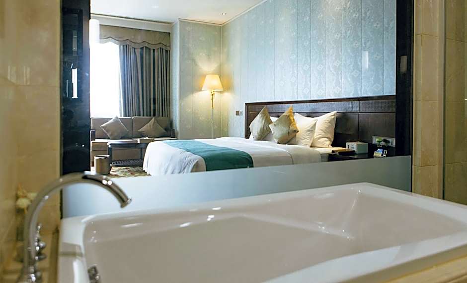 Manhatton Hotel Beihai
