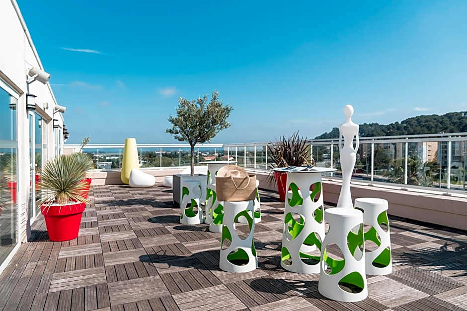 Ibis Styles Hyeres Rooftop & Spa
