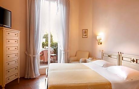 Classic Double or Twin Room