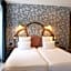 Hotel Andre Latin