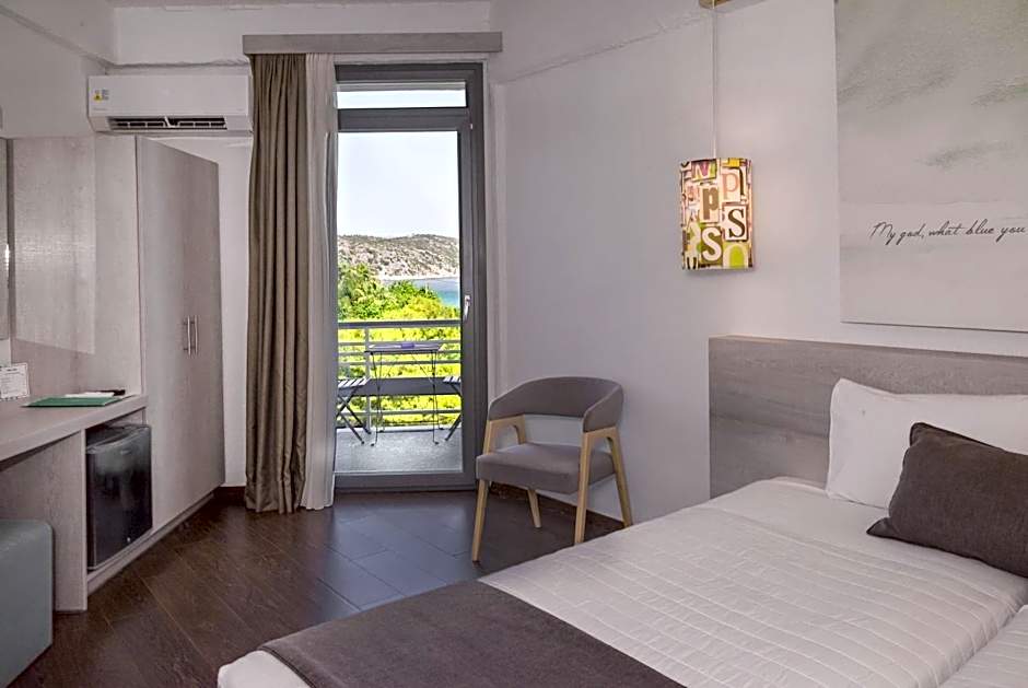 The Grove Seaside Hotel