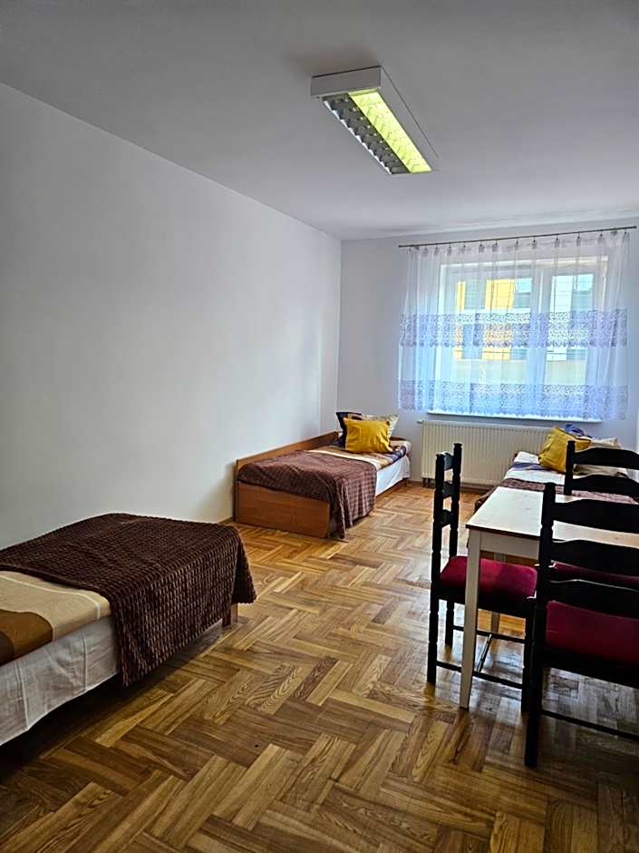 Hostel kamelarny dla seniorow z celodobowa opieka Wera