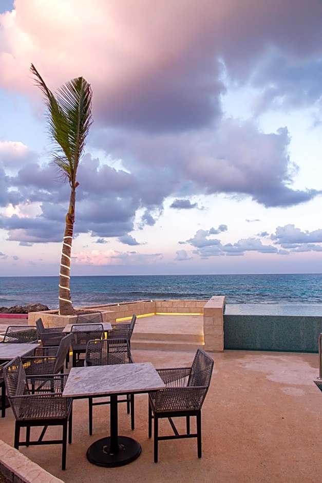 The Mint Resort Isla Mujeres