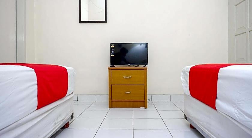 RedDoorz near Lokawisata Baturaden 2