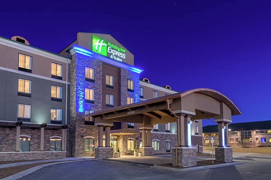 Holiday Inn Express & Suites Denver South - Castle Rock By IHG