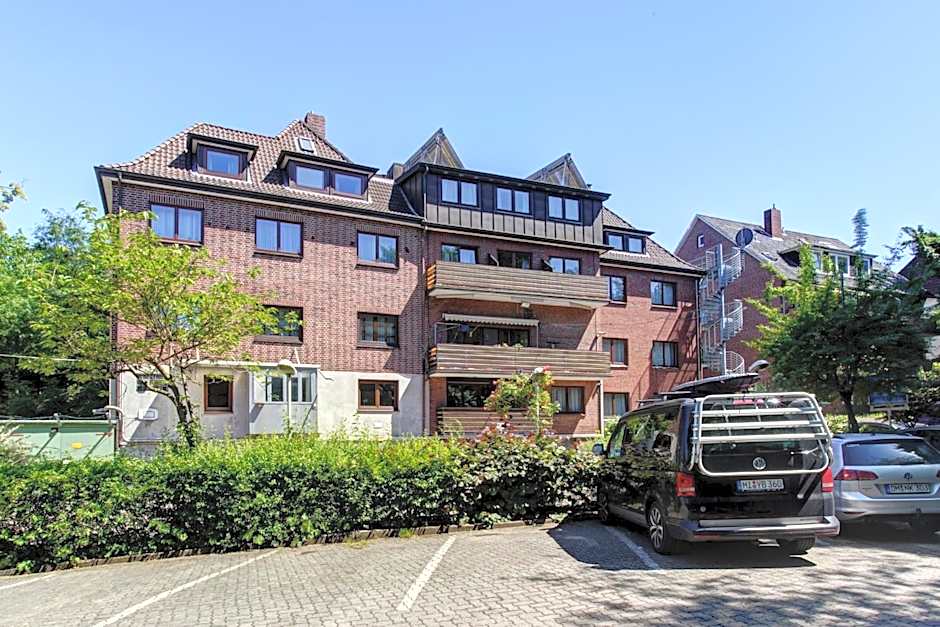 Hotel Elbinsel free parking