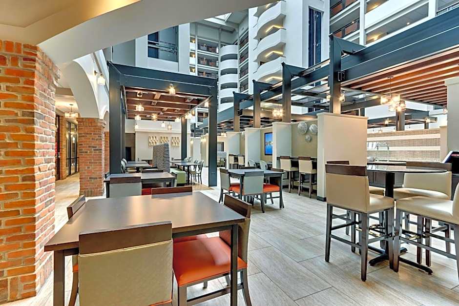 Drury Plaza Hotel St. Paul Downtown