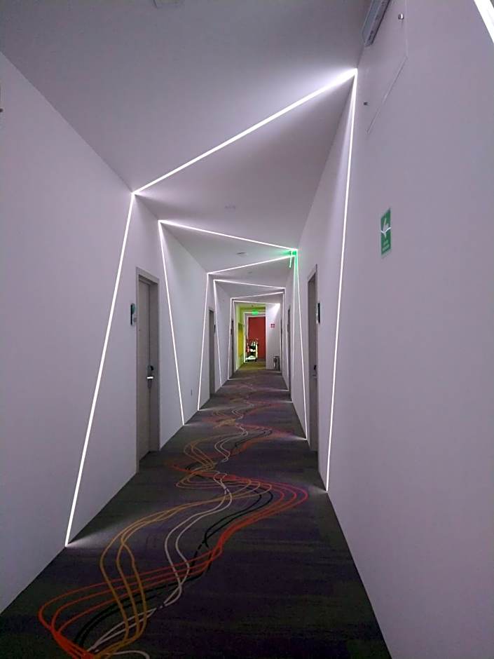 Life Hotel