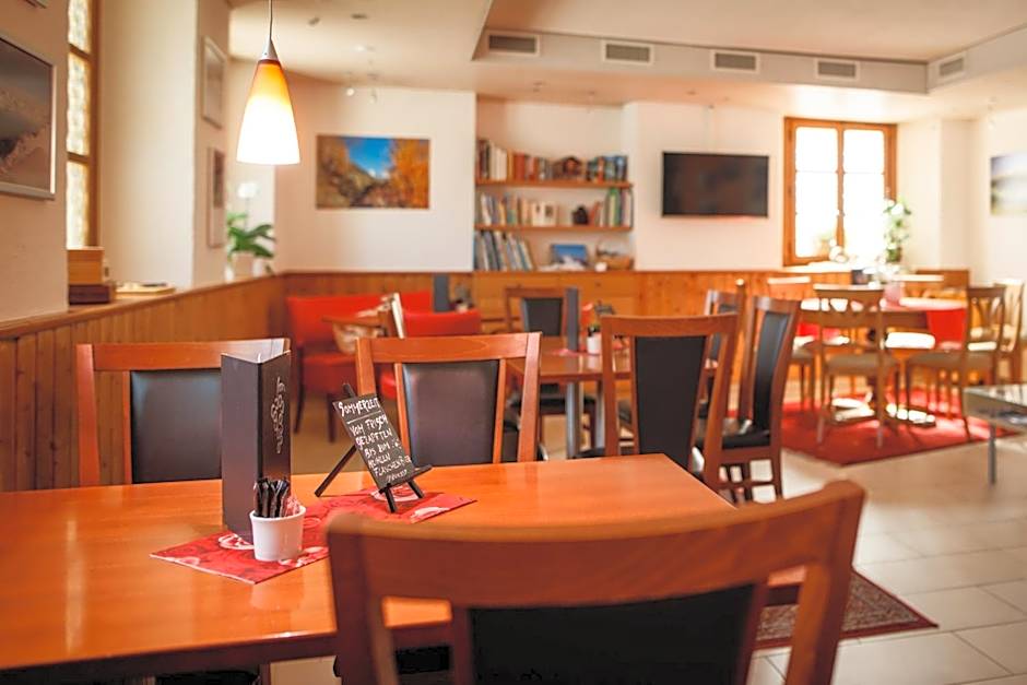 Hotel Nufenen