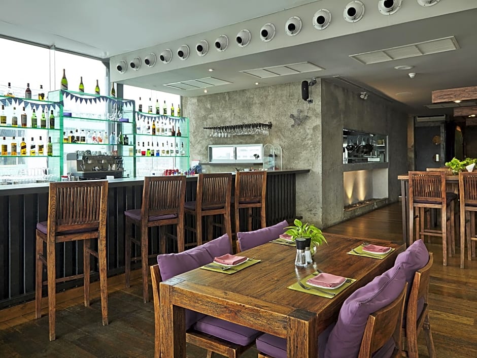 Galleria 10 Sukhumvit By Compass Hospitality