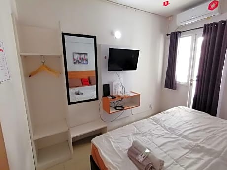 Grand Sentraland Apartment by AT Room