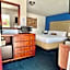 Saco River Motor Lodge & Suites