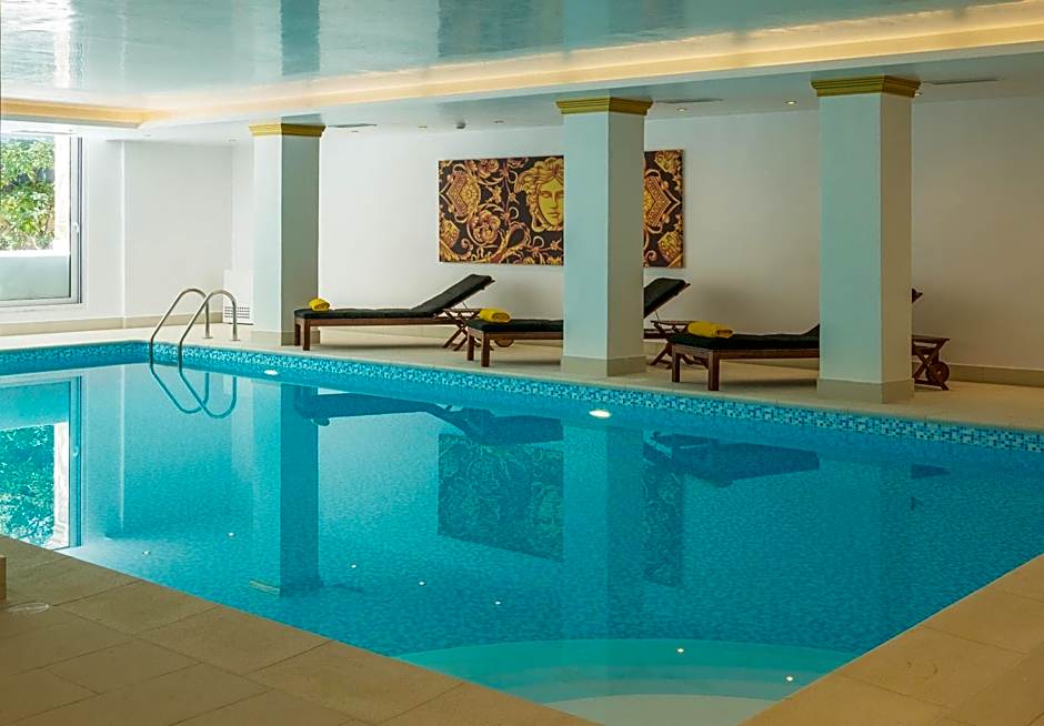 Theoxenia House Hotel