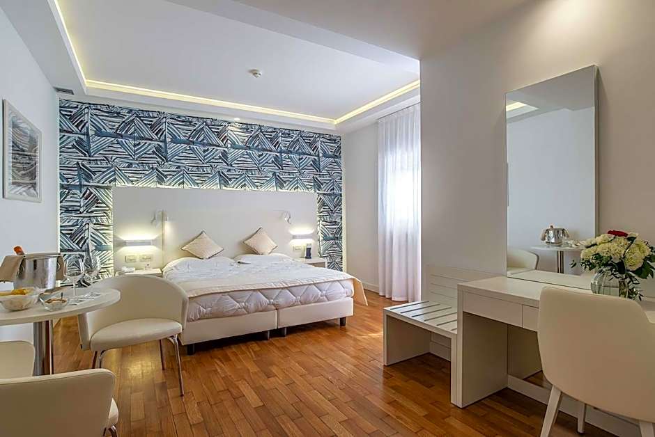 Versilia Palace Hotel