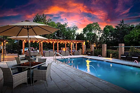 Arroyo Pinion Hotel, Ascend Hotel Collection