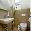 Hostel Dvor